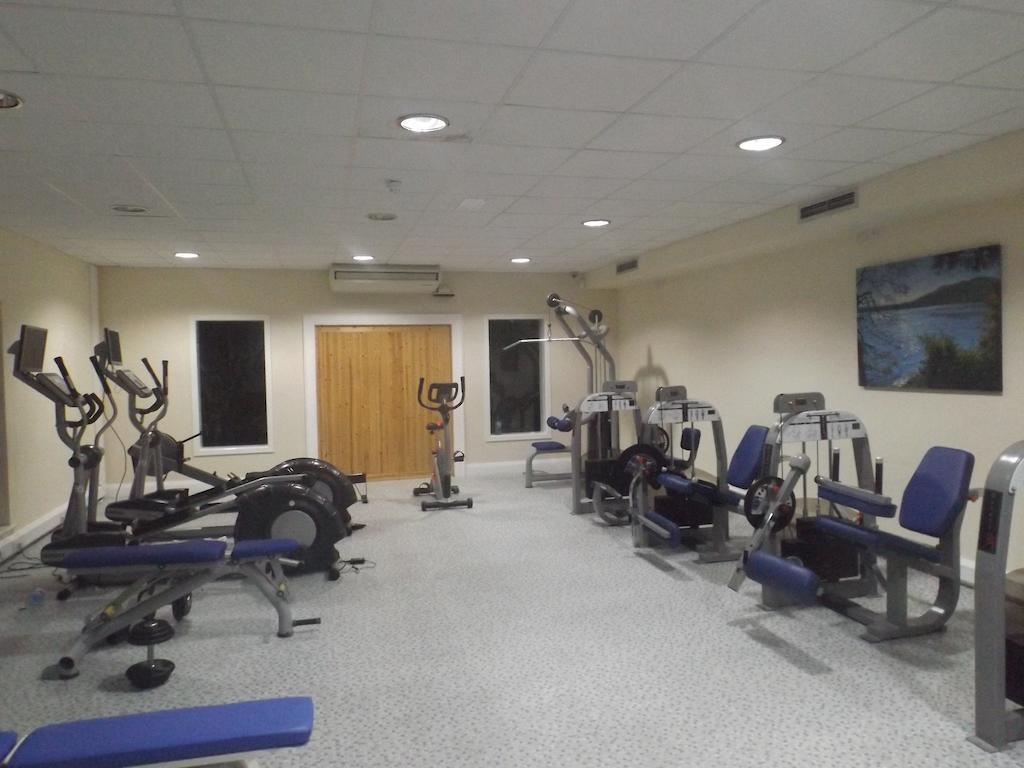St Angela'S Lakeside Aparthotel Sala Sligo Exterior foto